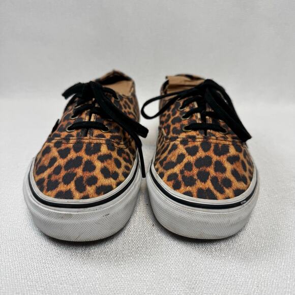 Vans Shoes - Vans Unisex Leopard Print Canvas Lace up Low Top Athletic Sneaker Size 7 Men 5.5